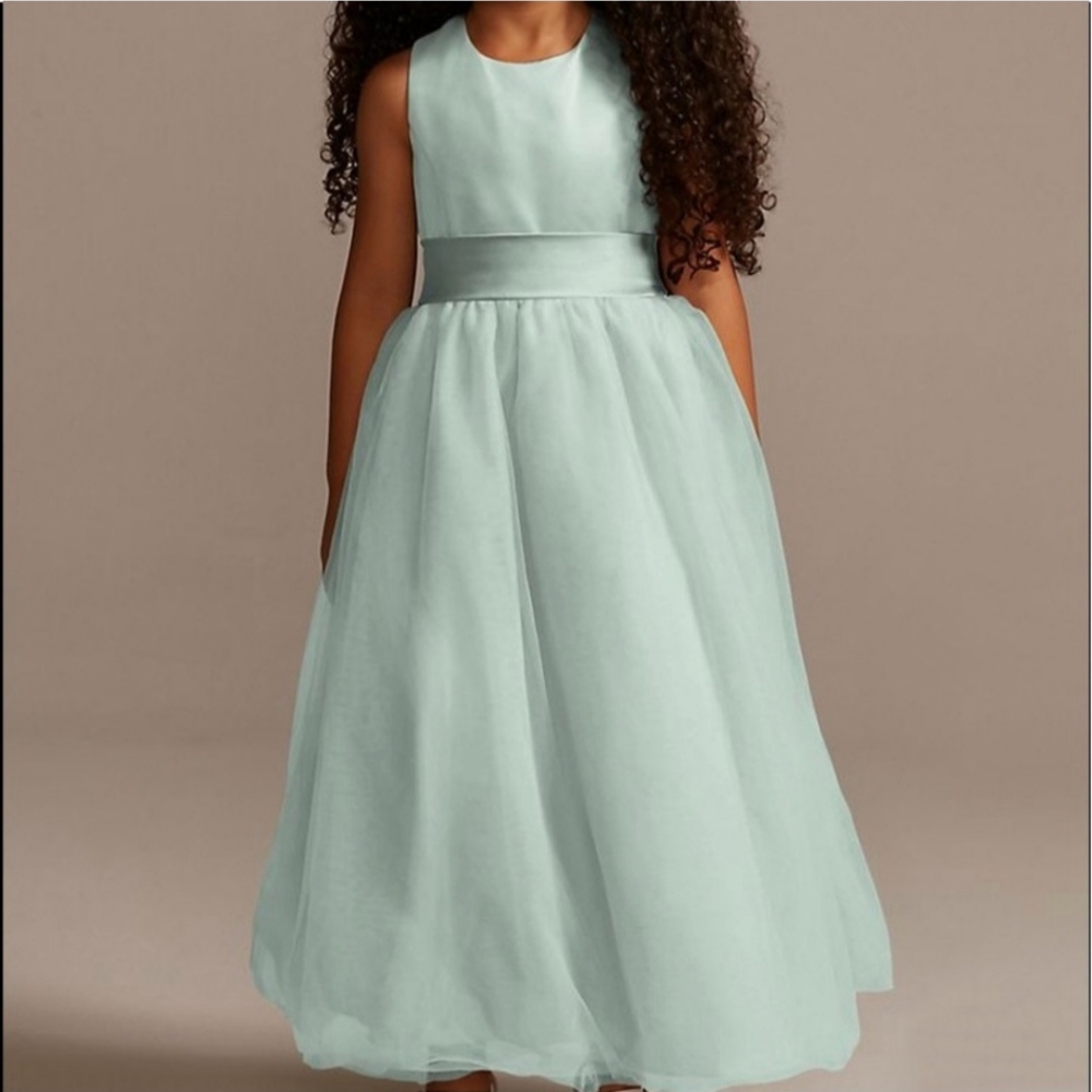 Girls wedding dress